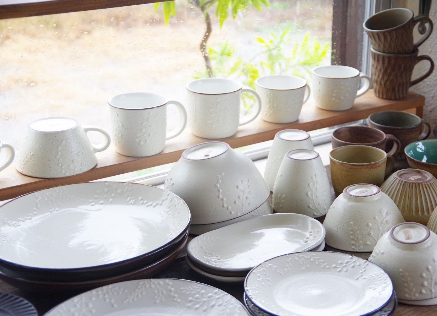 やちむんなどの沖縄のお土産も充実！宜野湾市の高台にある雑貨屋