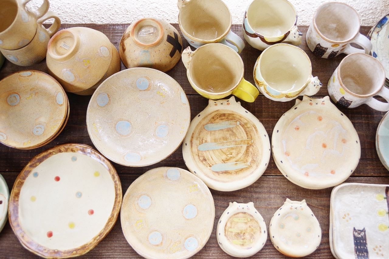 やちむんなどの沖縄のお土産も充実！宜野湾市の高台にある雑貨屋